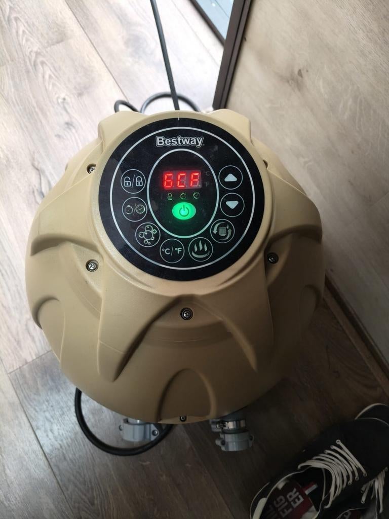 Lay z spa pomp met 6CF storing!!!, Ophalen of Verzenden, Gebruikt, Pomp, Opblaasbaar