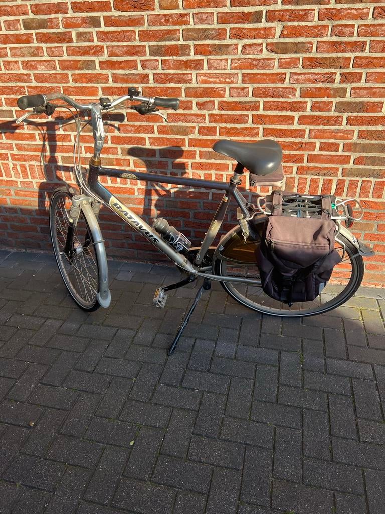 Batavus fiets met fietstassen, Ophalen, Gebruikt, Velgrem, Versnellingen