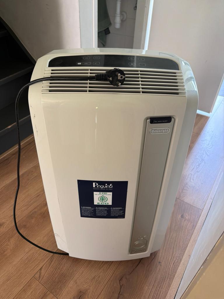 De'Longhi Pinguino Mobiele Airco - Koel en Ontvochtig, Witgoed en Apparatuur, Airco's, Gebruikt, Minder dan 60 m³, 3 snelheden of meer