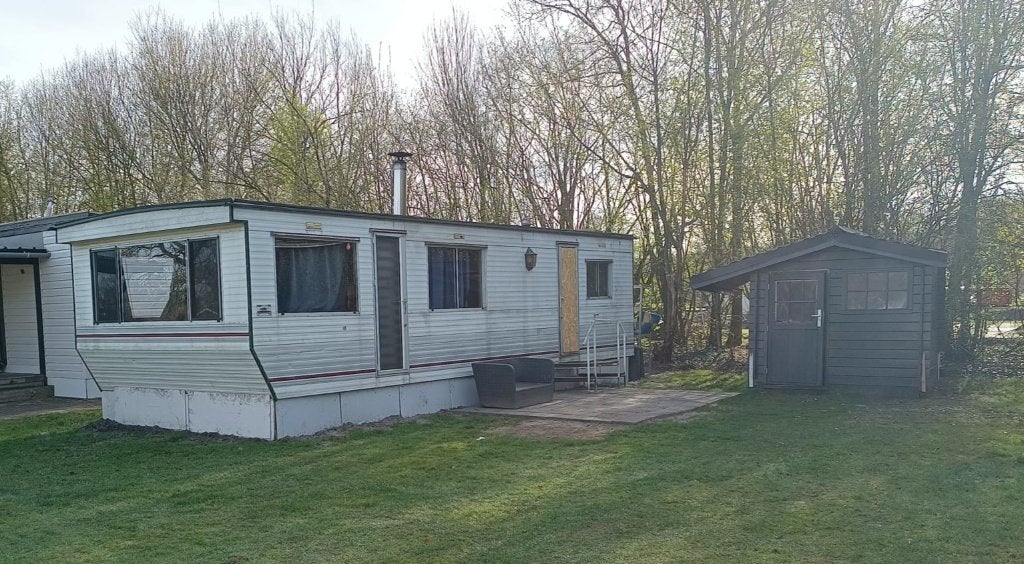 NOG VRIJ  INFO 11 JUNI PER DIRECT TE HU CHALET OP MOOIE PL., Overige soorten, Direct bij eigenaar, Overijssel, 3 kamers