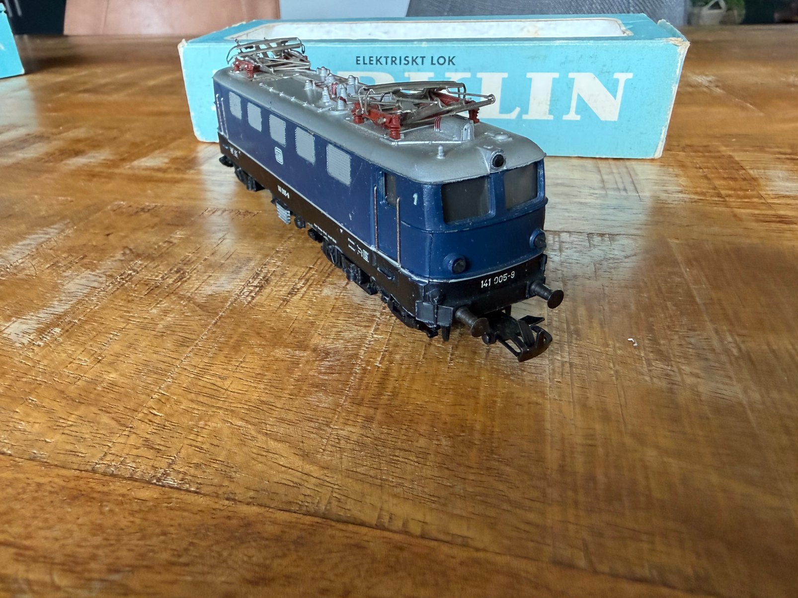 Märklin 3034 E-loc E 41 024 Blauwe uitvoering in Ovp, Hobby en Vrije tijd, Modeltreinen | H0, Wisselstroom, Locomotief, Ophalen of Verzenden