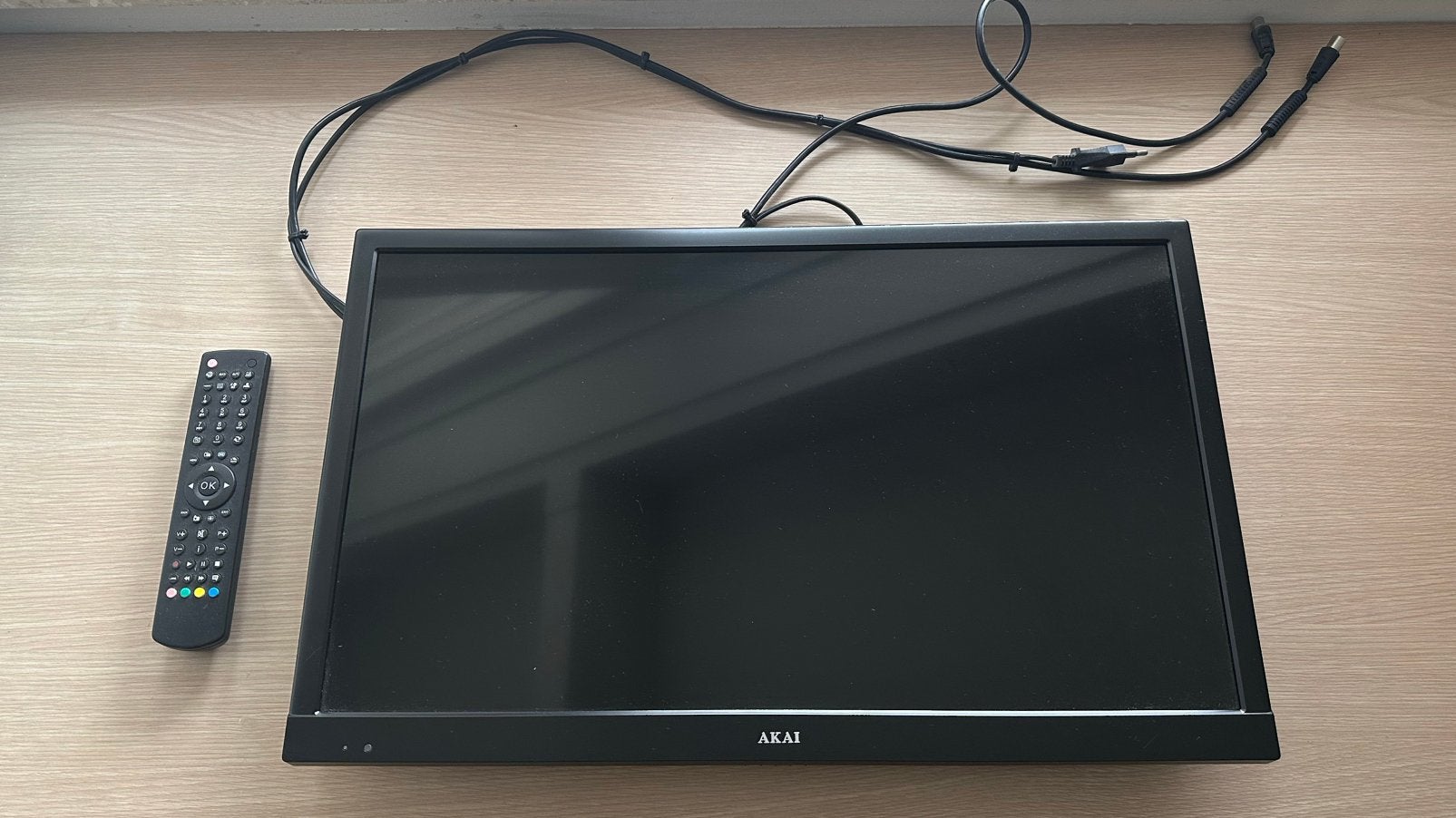 AKAI Televisie (m2456885803) — Televisies — Marktplaats