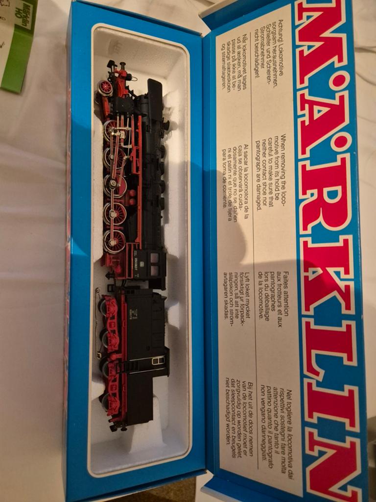 Märklin 3084, Hobby en Vrije tijd, Wisselstroom, Locomotief, Ophalen of Verzenden, Zo goed als nieuw