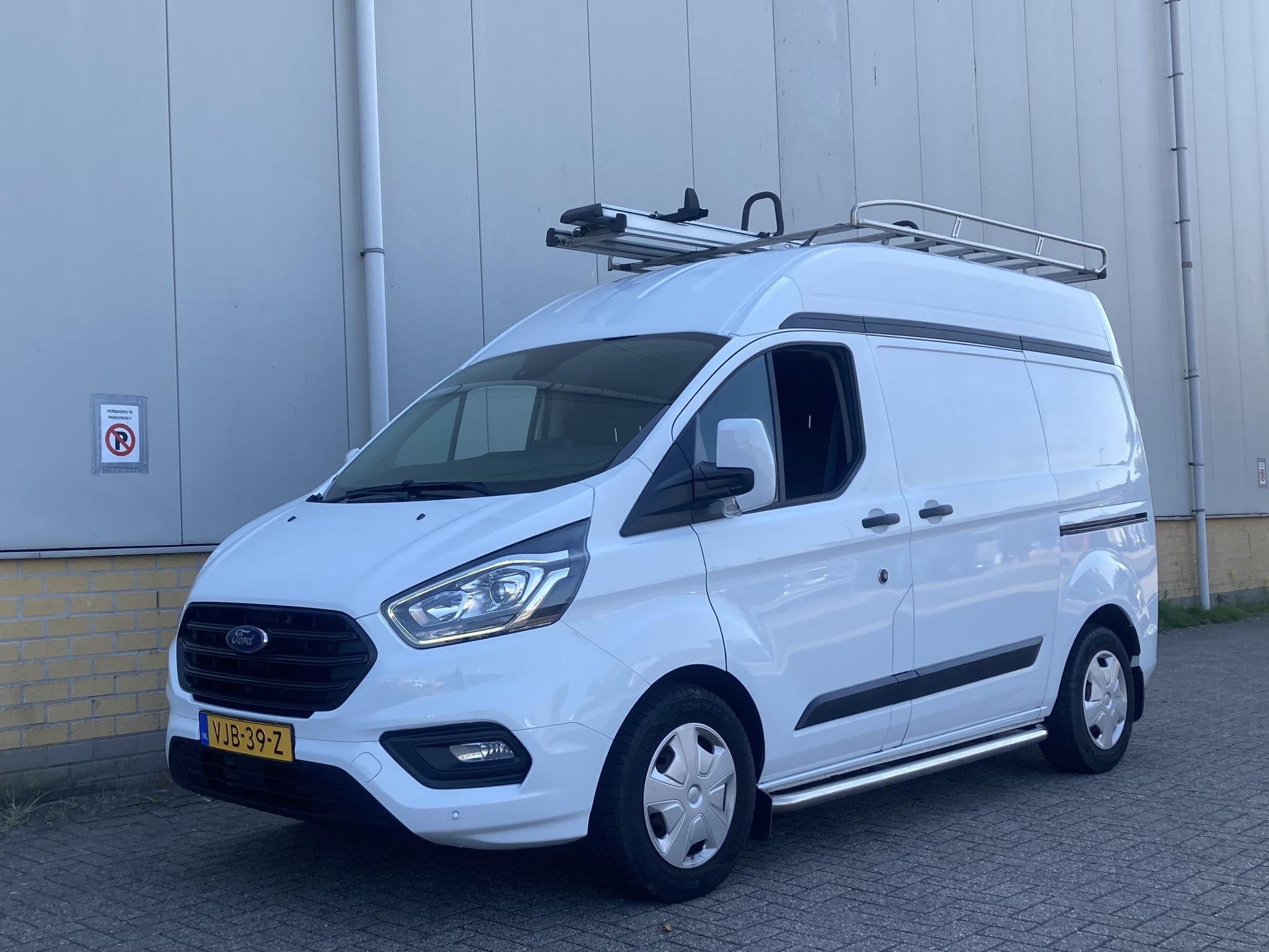 Ford Transit Custom 300 2.0 TDCI 130 pk L1H2 Trend Store Van, Auto's, 4 cilinders, Wit, Origineel Nederlands, Bedrijf