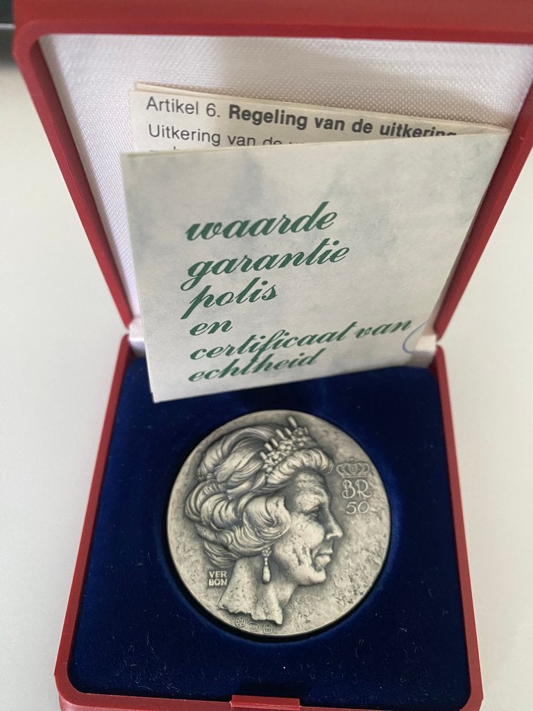 Herdenkingspenning Beatrix 50 jaar 1988 - 1 Oz Zilver (.999), Ophalen of Verzenden, Zilver, Nederland