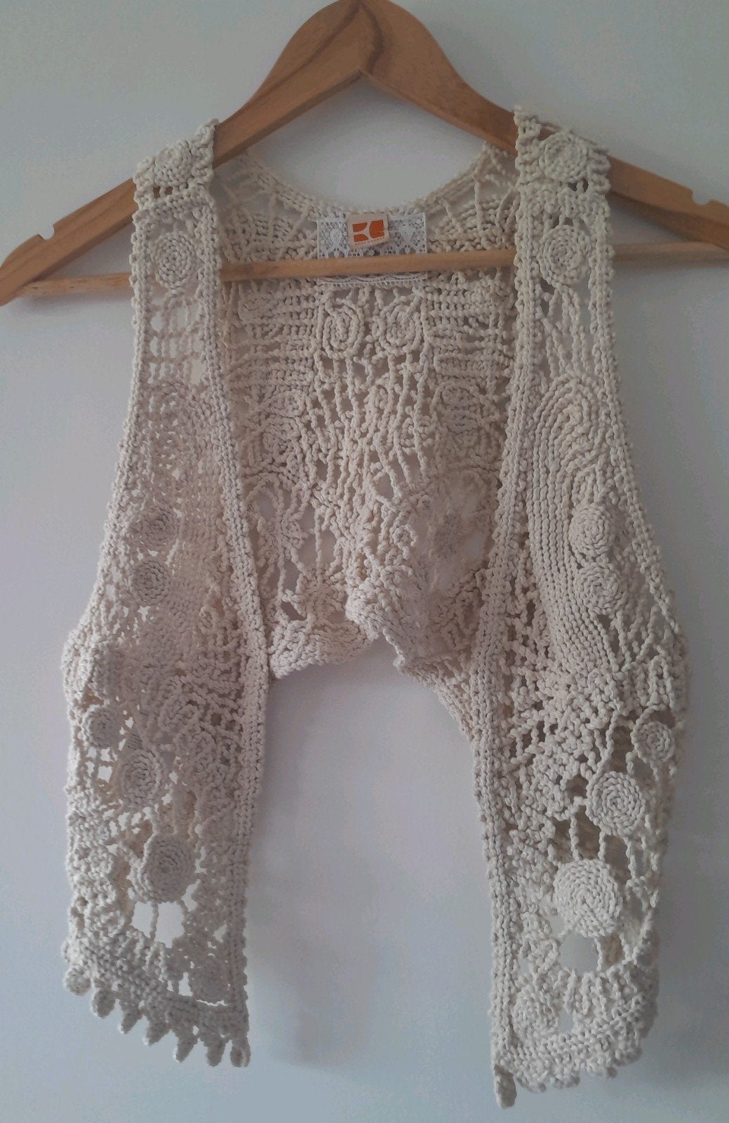 Boho gehaakte gilet van Hugo Boss maat M, Maat 38/40 (M), Beige, Ophalen of Verzenden, Zo goed als nieuw