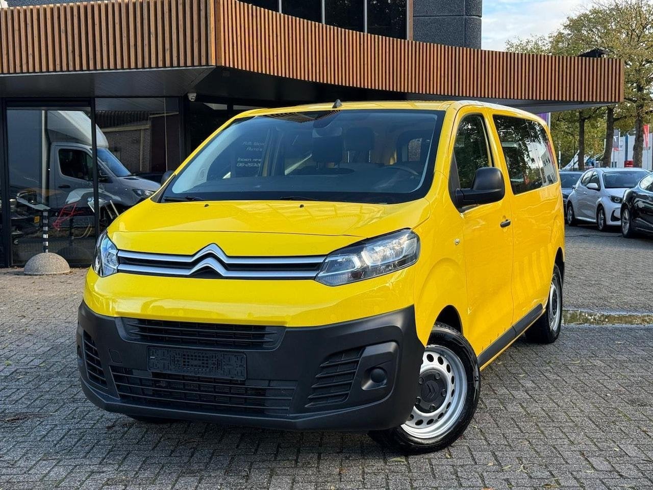 Citroën Jumpy 2.0 BlueHDI/Automaat/Marge/5-Zits/Schuifdak/C, Auto's, Gebruikt, Geel, Bedrijf, Diesel