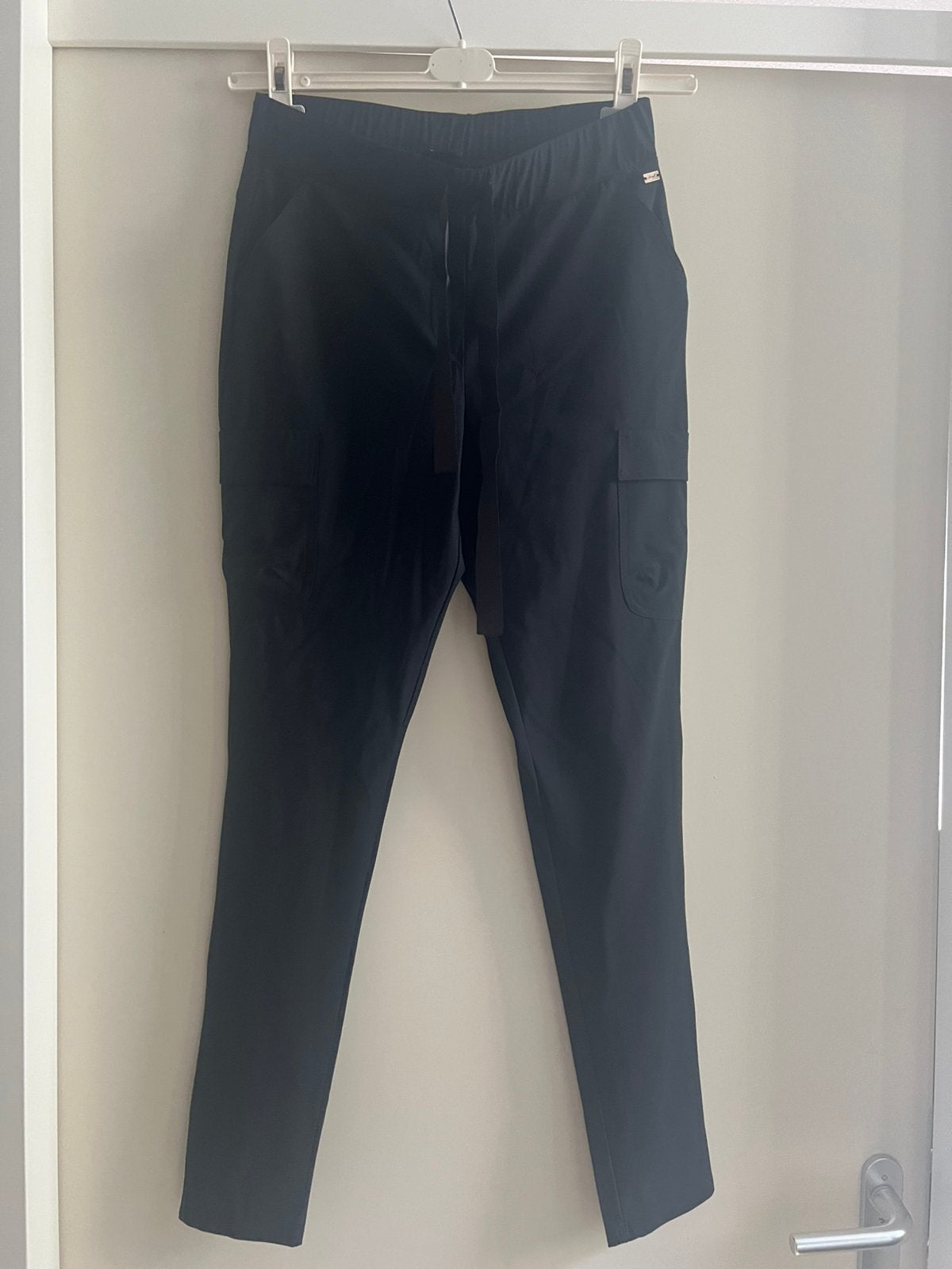 Dayz mooie zwarte broek van travelstof/ maat S, Kleding | Dames, Verzenden, Zwart, Nieuw, Maat 36 (S)