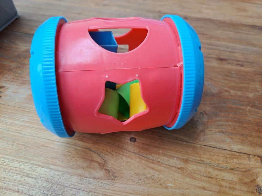 Compleet baby speelgoed - Rammelaar en vormenstoof, Ophalen of Verzenden, Gebruikt, Rammelaar, Met wieltjes