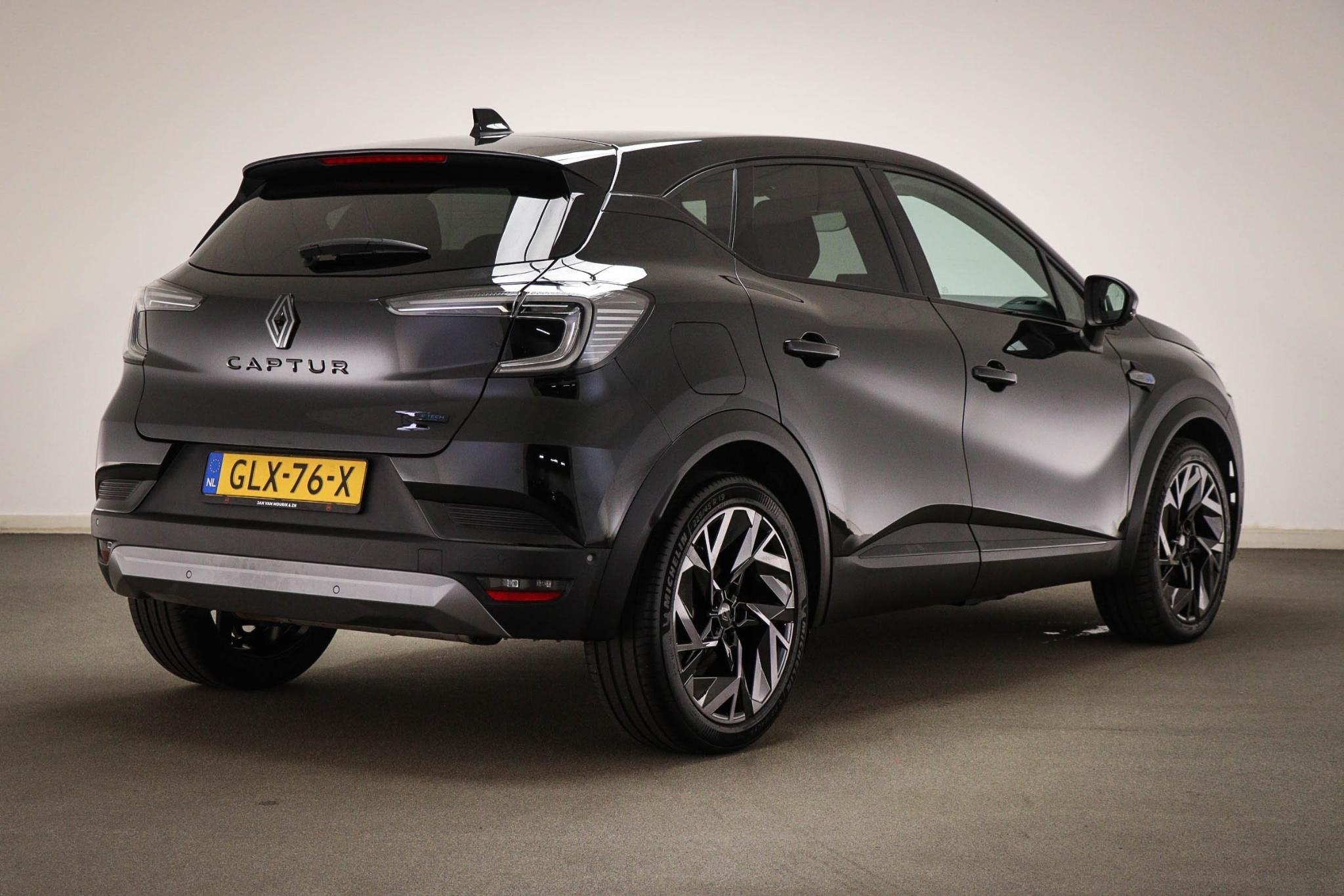 Renault Captur 1.6 E-Tech full hybrid 145 esprit Alpine | AD, Auto's, 1345 kg, Gebruikt, Met garantie (alle), Zwart