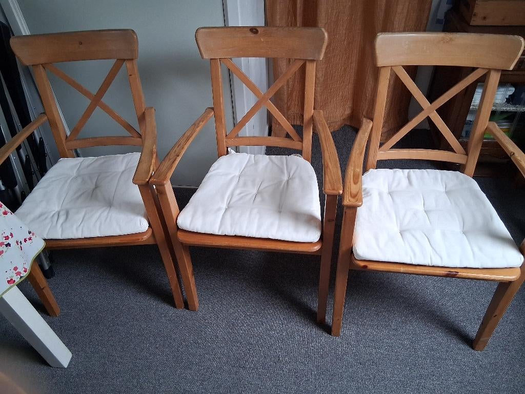 3 keukenstoelen, Huis en Inrichting, Stoelen, Ophalen, Gebruikt, Grene houten stoelen, Hout