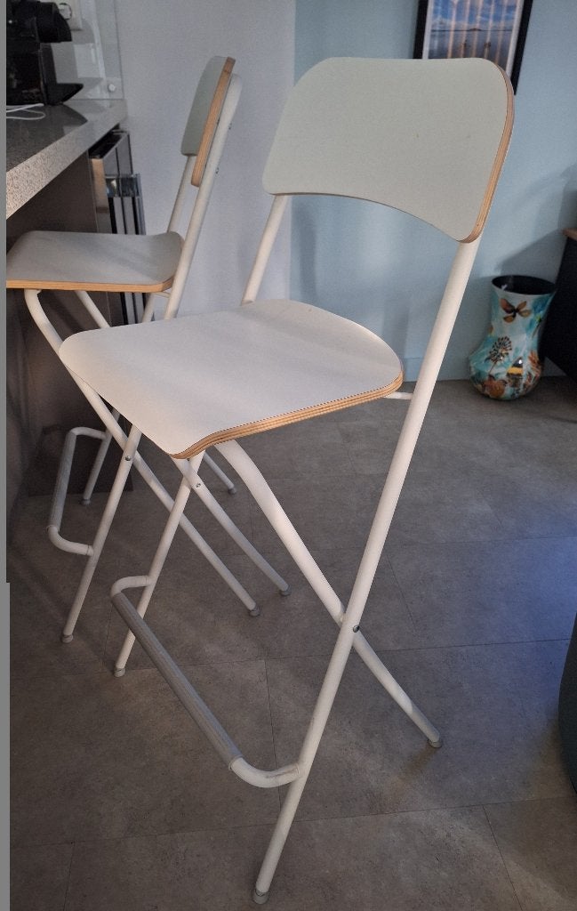 2 x barkrukken, Ophalen, Met voetsteun, 60 tot 90 cm, Zo goed als nieuw