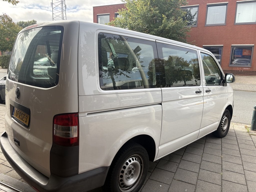 Volkswagen Transporter Kombi 2.0 TDI L1H1 Tr.Base airco/ mar, Auto's, Traction-control, Euro 5, Gebruikt, 4 cilinders