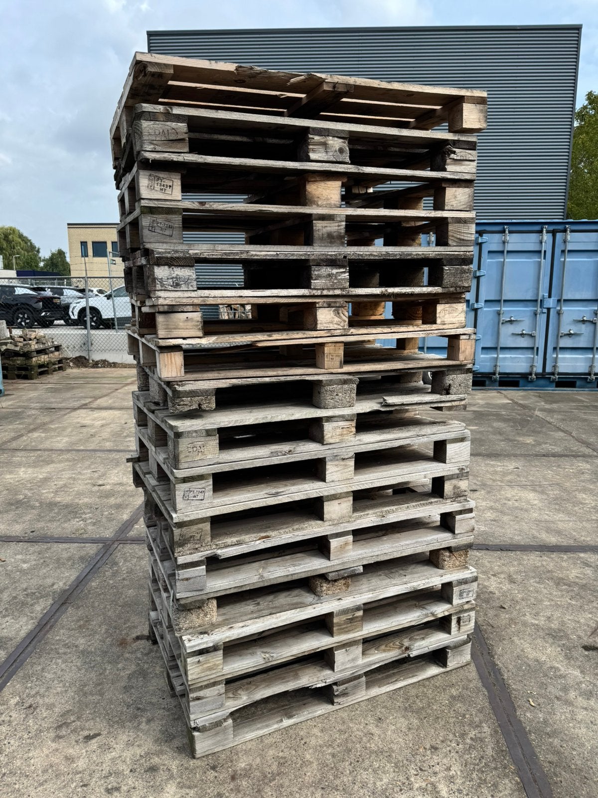 Pallets 16 stuks kapot, Ophalen, Zo goed als nieuw, Pallet, Minder dan 200 cm