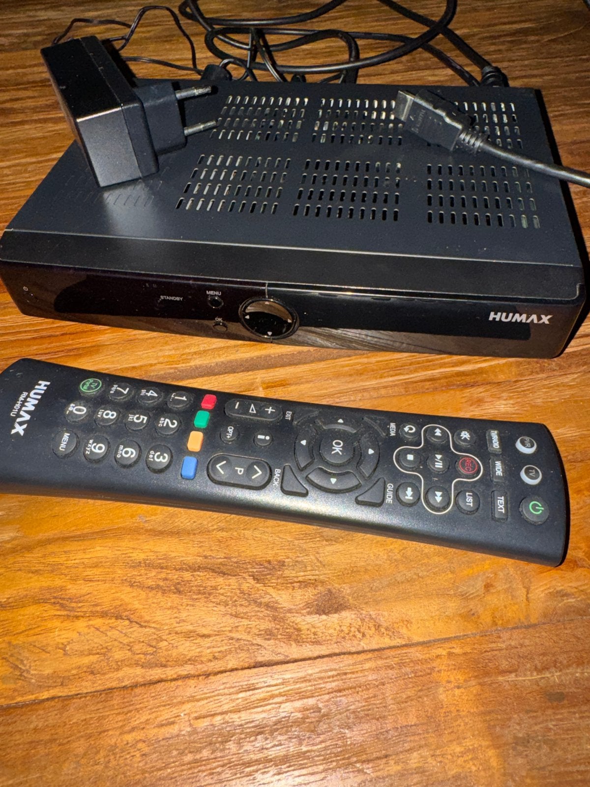 Humax IRHD-5300C HD Kabelontvanger Compleet mét Wifi-Dongle!, Audio, Tv en Foto, Ophalen of Verzenden, Zo goed als nieuw