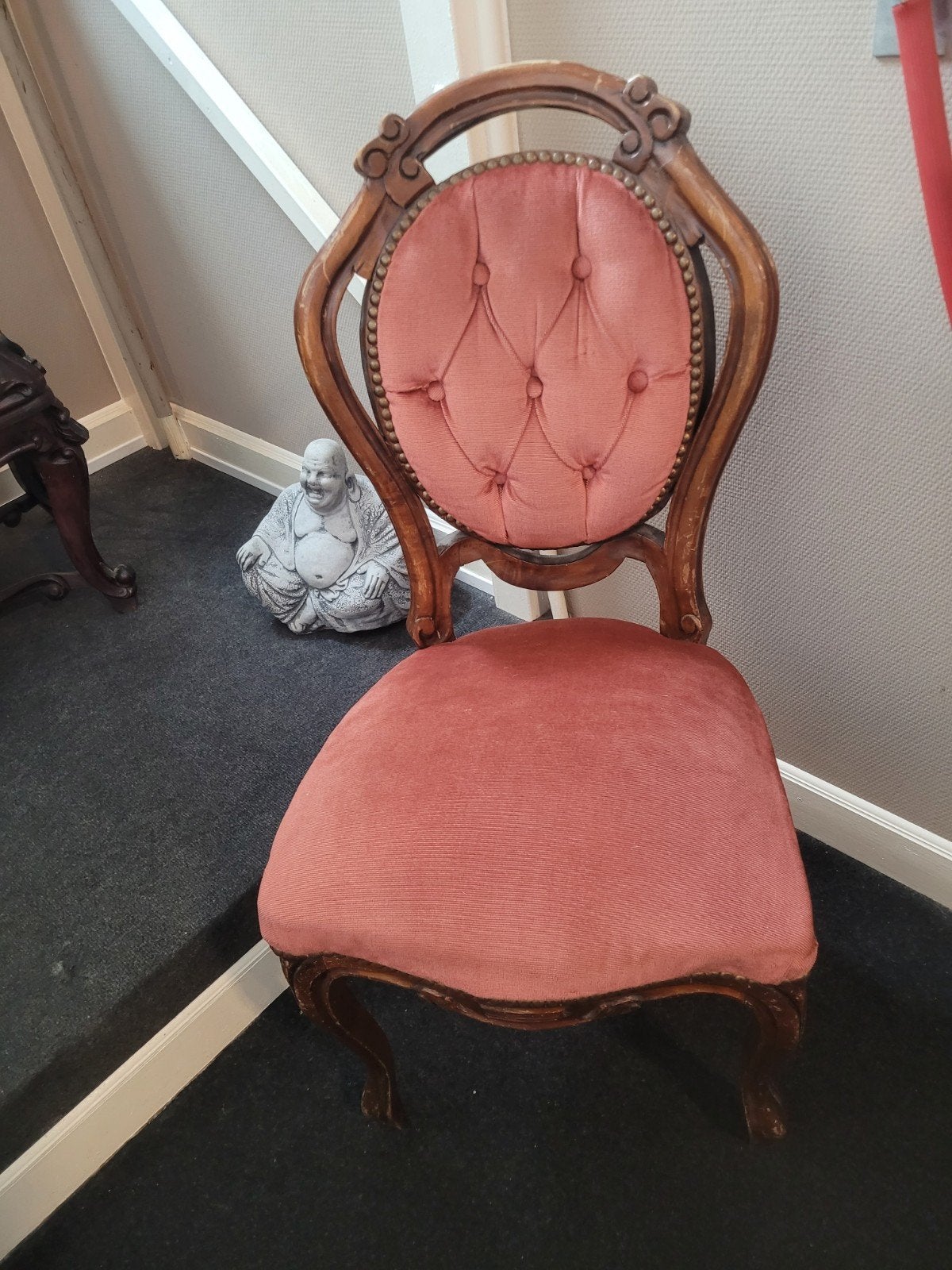 2 mooie oud roze goed zittende stoelen, Ophalen