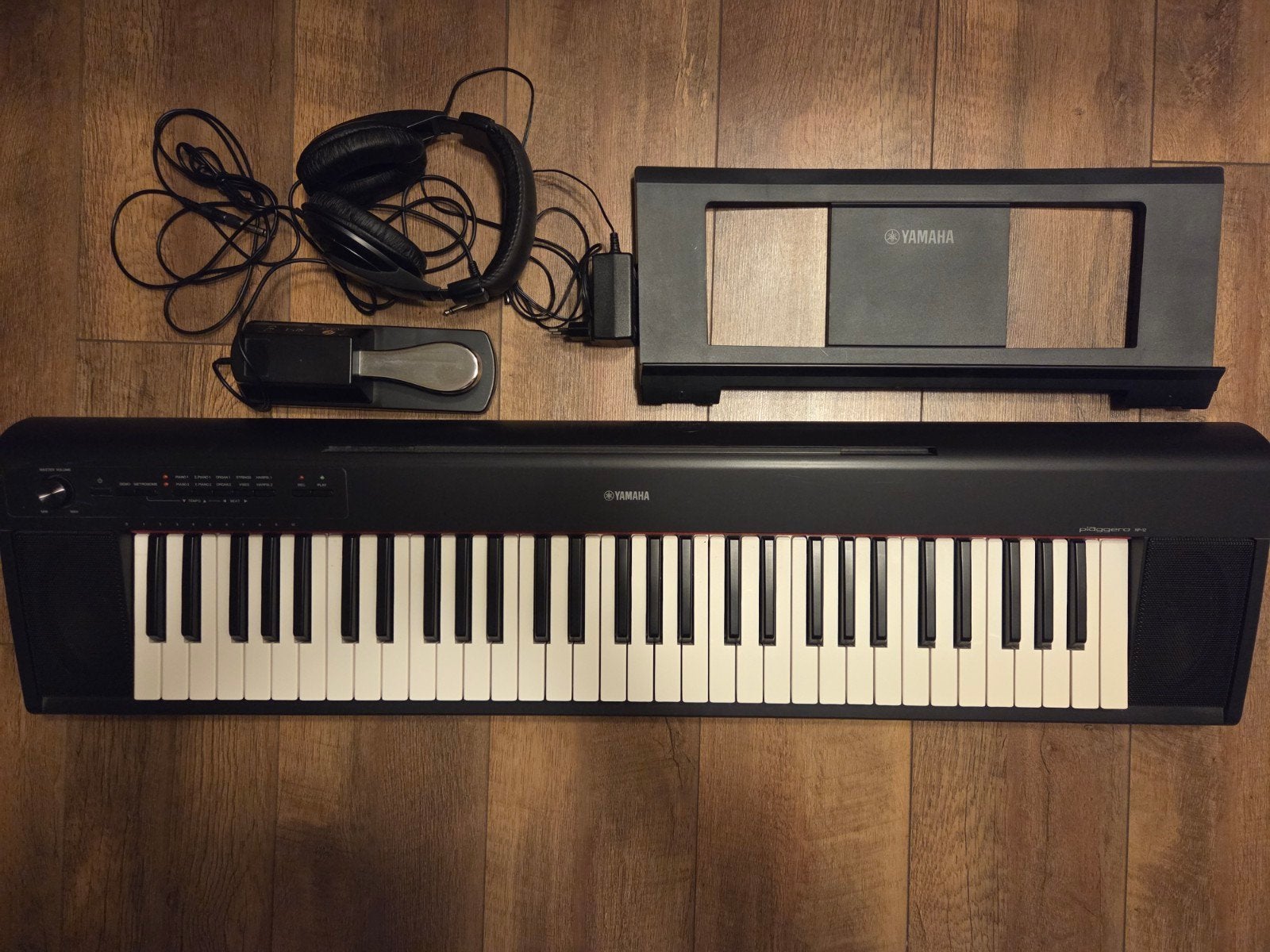 Yamaha keyboard Piaggero NP-12 - ideaal voor beginners, Ophalen, Yamaha, Overige aantallen, Zo goed als nieuw