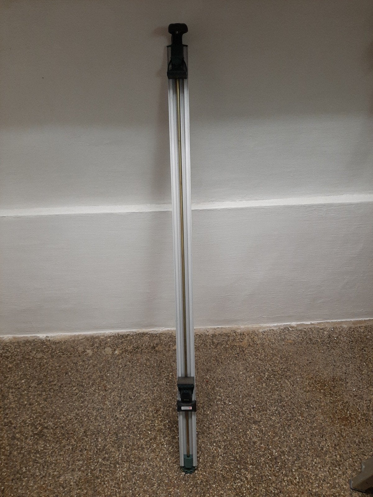 Zaaggeleider / lijmklem 1m, Doe-het-zelf en Verbouw, Gereedschap | Handgereedschap, Ophalen, Nieuw