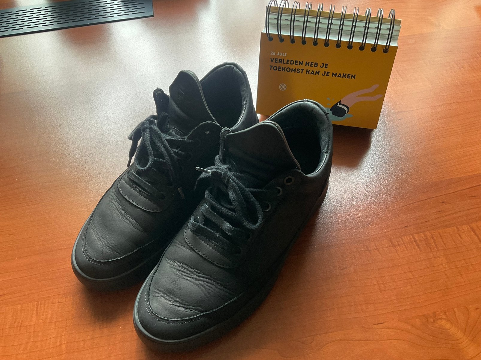 FILLING PIECES zwart leren sneaker ( maat 37-38/zie foto), Kleding | Heren, Schoenen, Ophalen of Verzenden, Zo goed als nieuw