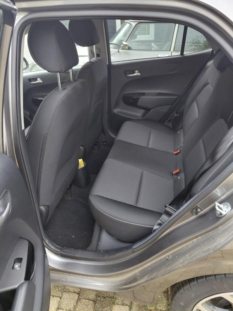 Kia Picanto 1.0 DPi AMT 67pk 4-zits 2022 Grijs, 877 kg, 31 €/maand, 4 stoelen, Origineel Nederlands