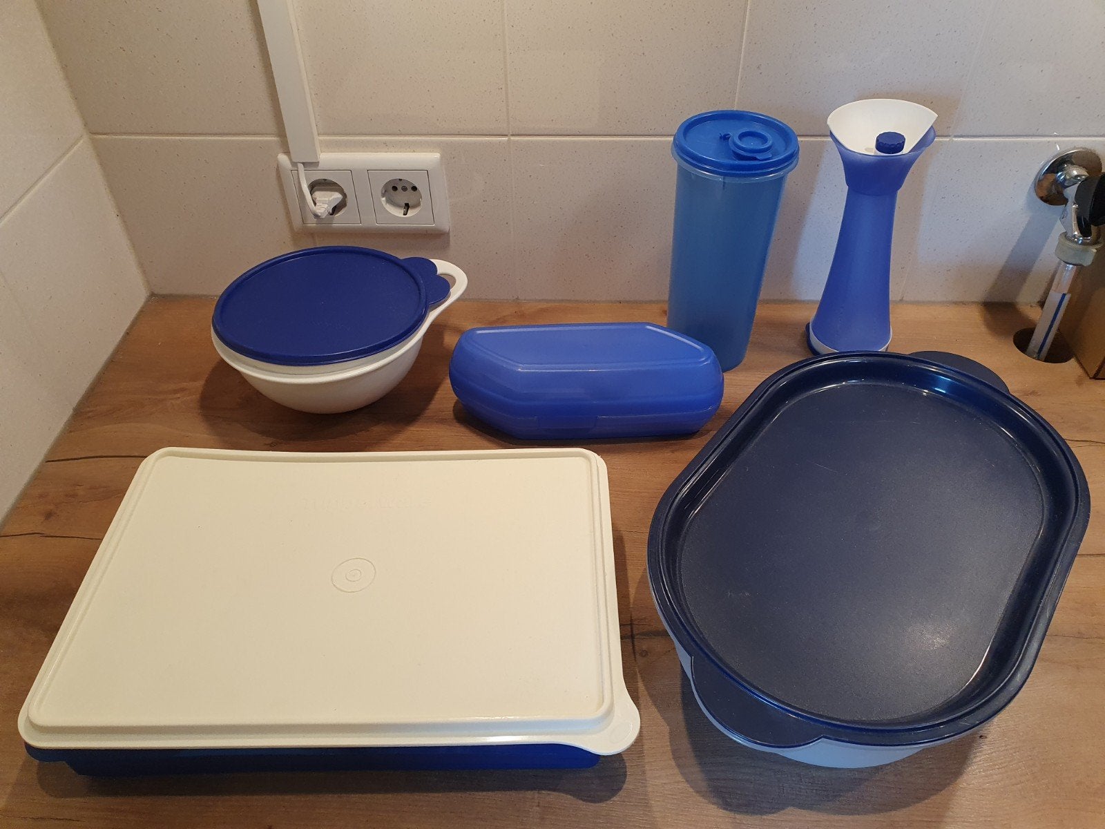 Kom Eierdoos Drinkbeker Poedersuiker strooier Doos Schaal, Huis en Inrichting, Keuken | Tupperware, Ophalen of Verzenden, Zo goed als nieuw