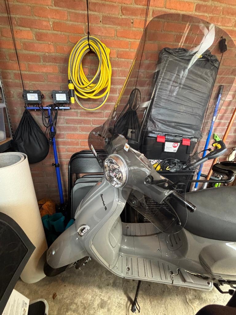 La Souris Sourini R, Fietsen en Brommers, Snorfietsen en Snorscooters, Zo goed als nieuw, Benzine, Ophalen, Overige merken
