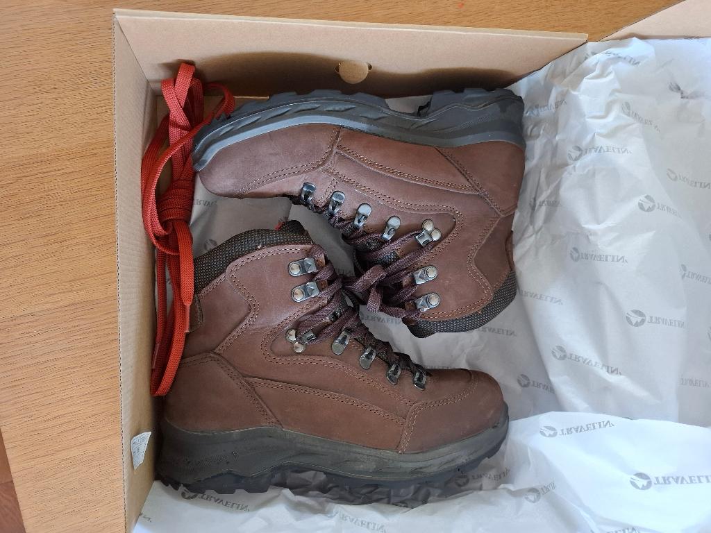 Wandelschoenen unisex maat 38 bruin merk Travalin, Sport en Fitness, Bergsport en Wandelen, Ophalen of Verzenden, Nieuw, Schoenen