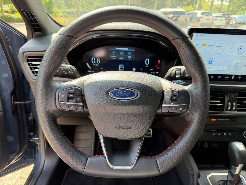 Ford Focus Wagon 1.0 EcoBoost Hybrid ST Line X | Panoramadak, Auto's, Stof, Gebruikt, Met garantie (alle), Blauw