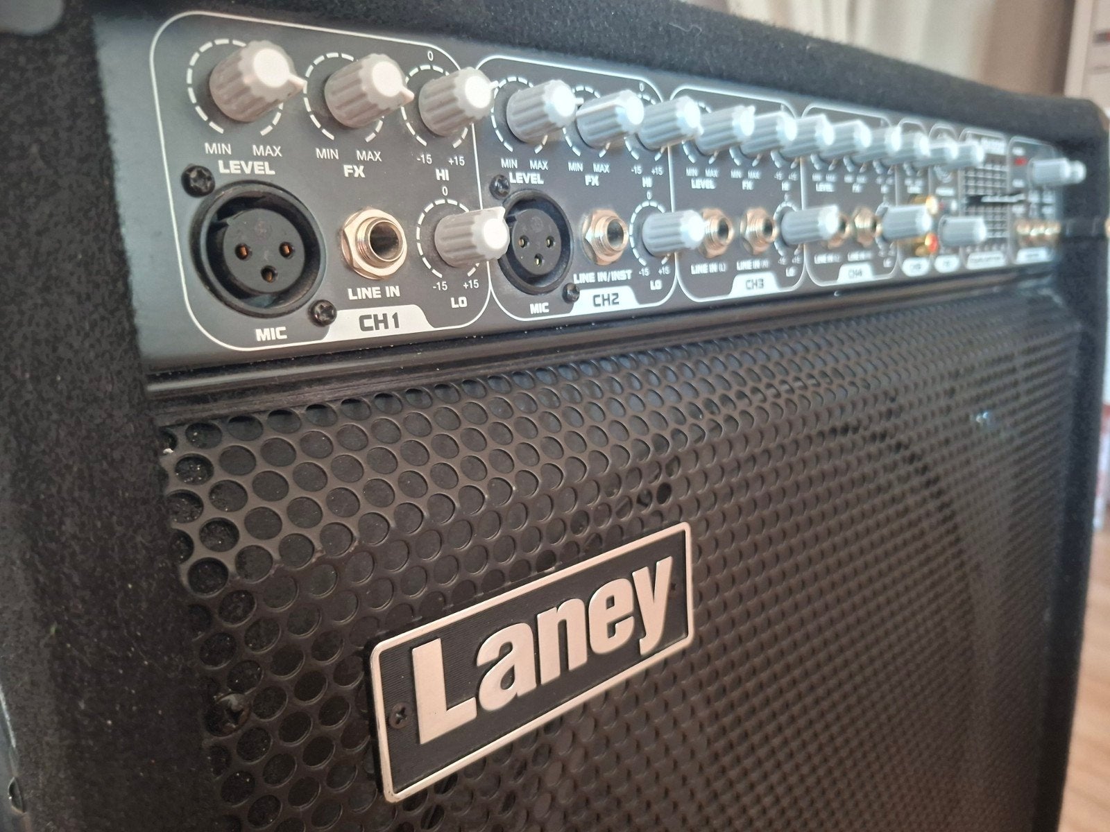 Laney AH300 Versterker, Ophalen, Zo goed als nieuw, Minder dan 50 watt