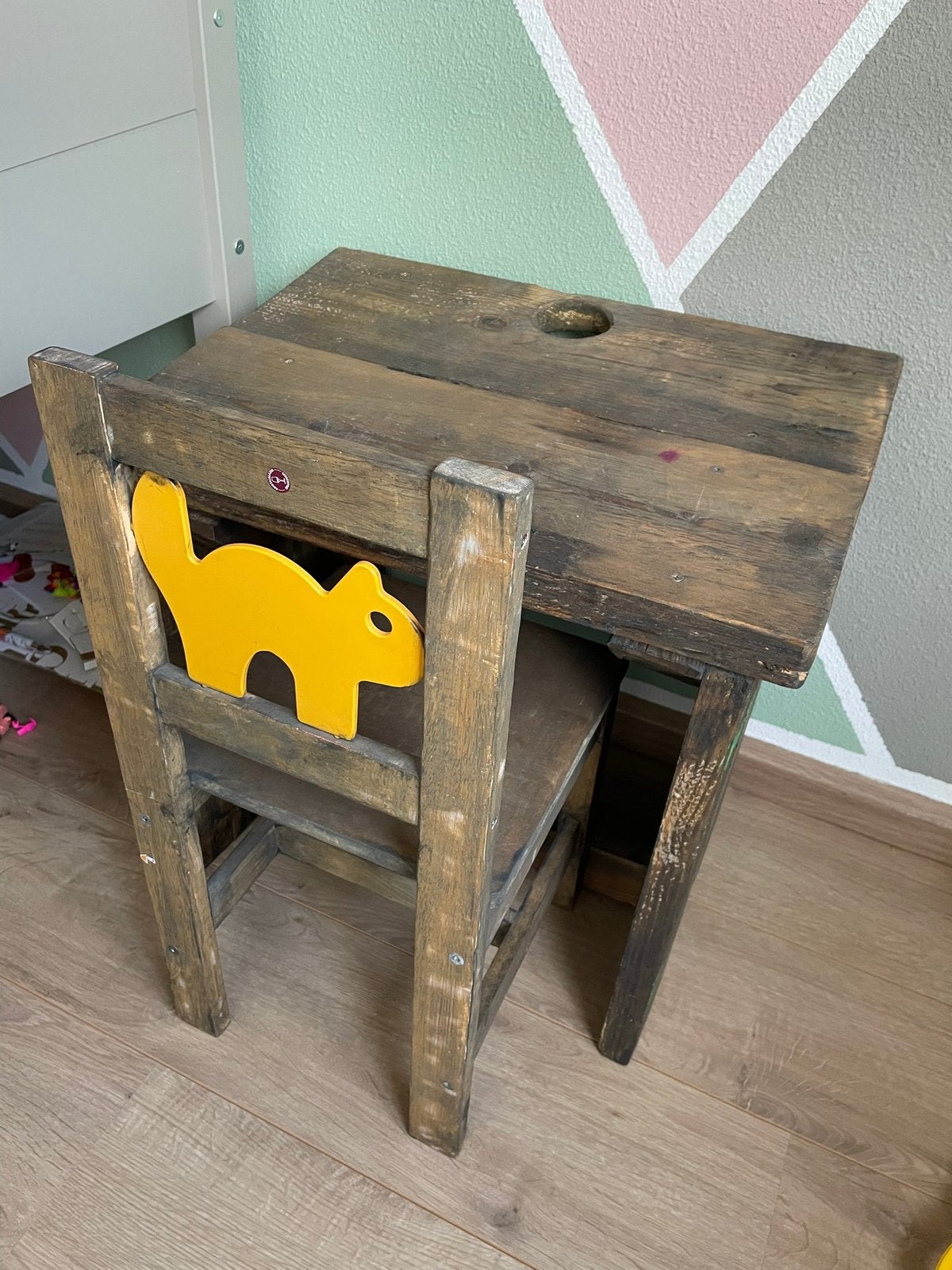 Kinder bureau, Huis en Inrichting, Bureaus, Ophalen, Gebruikt, Hout, Kinderbureau