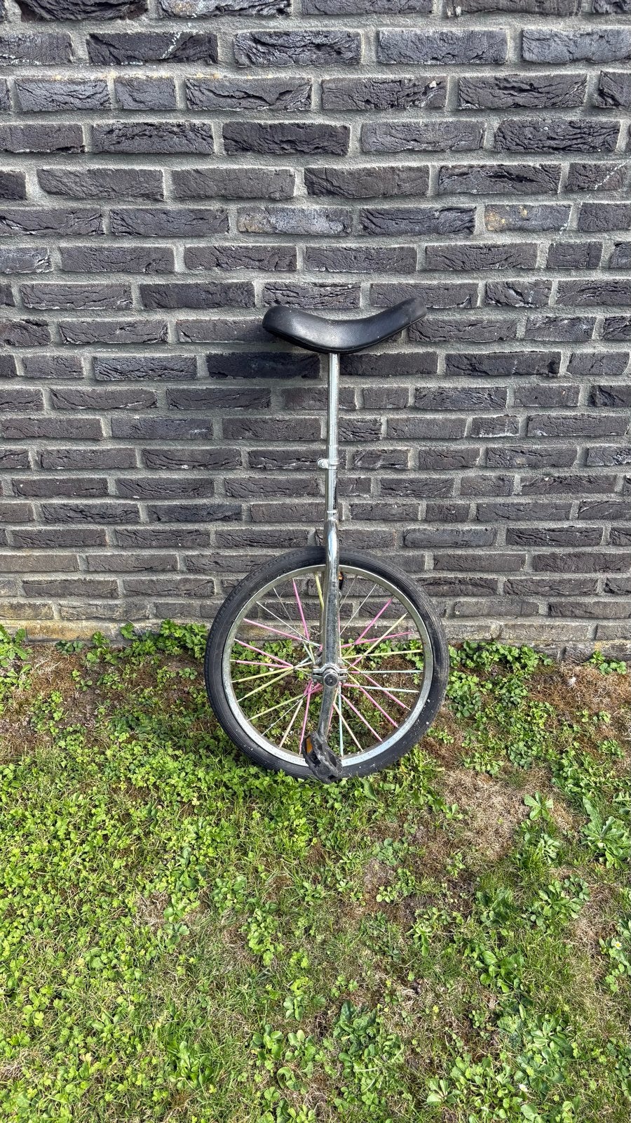 Eenwieler met kleurrijke spaken, Fietsen en Brommers, Ophalen, Gebruikt