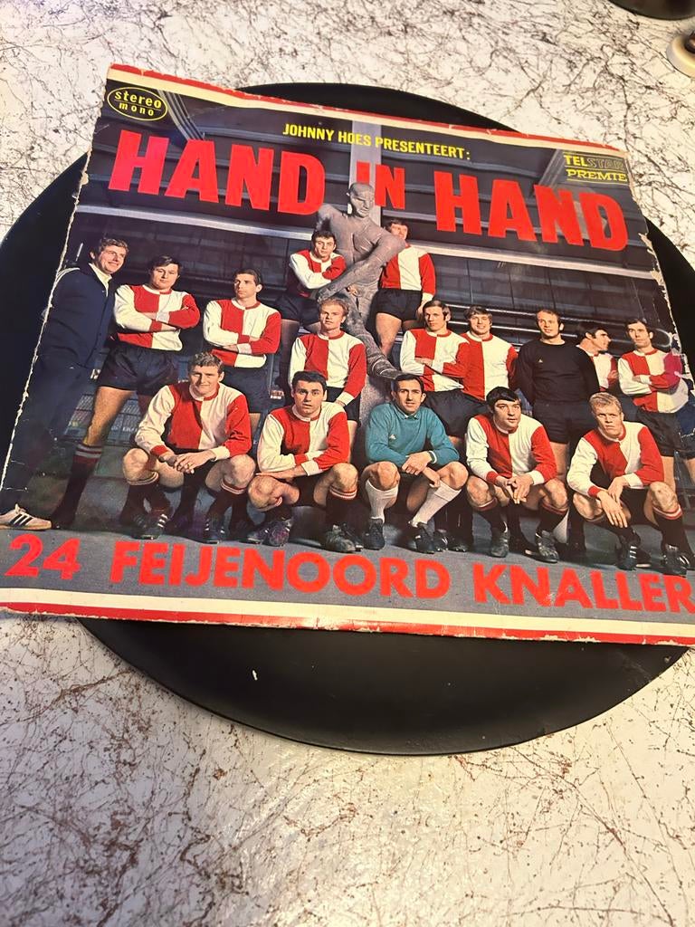 Johnny Hoes presenteert: Hand in Hand - 24 Feyenoord Knaller, Ophalen of Verzenden, 1960 - 1969, Gebruikt, 12 inch