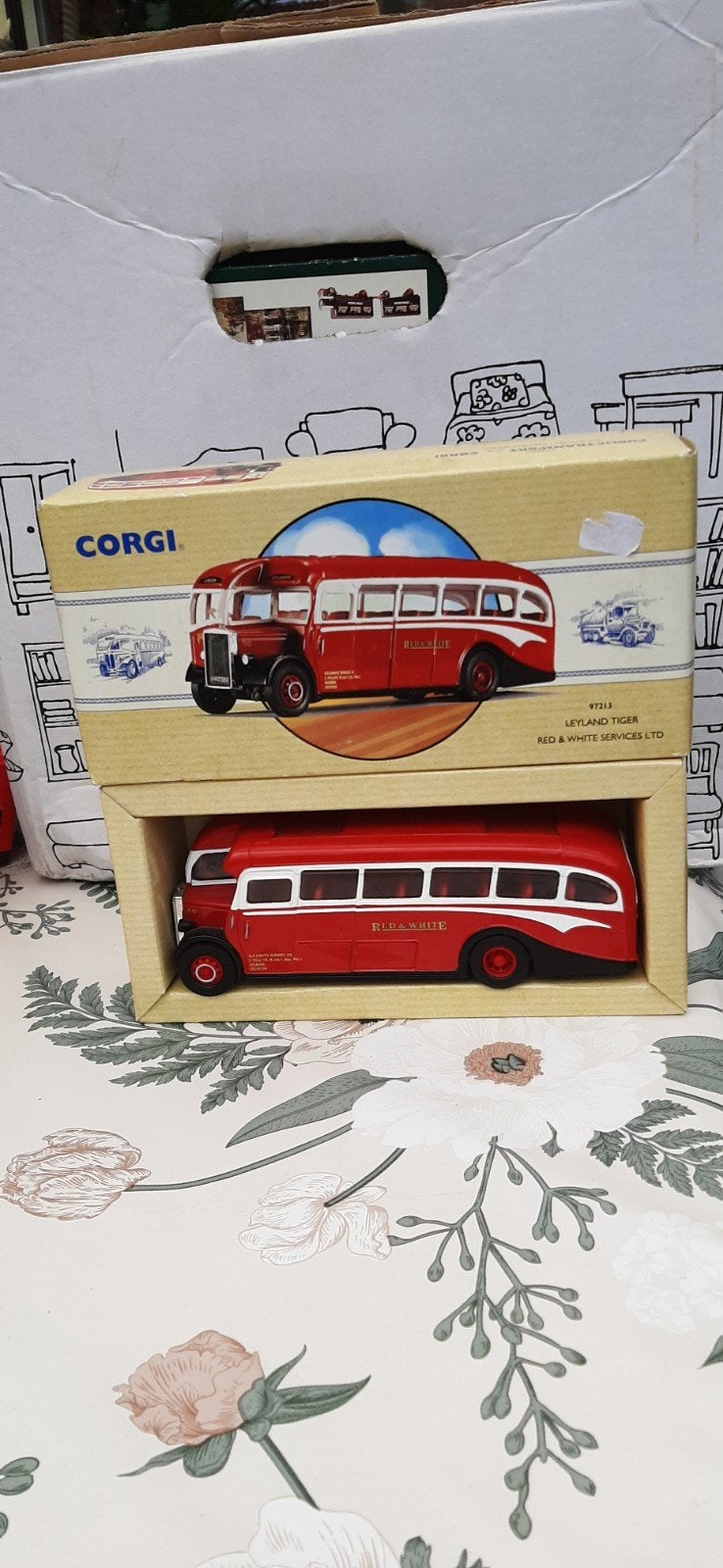 Corgi bus  met originele doos, Groter dan 1:32, Nieuw, Ophalen of Verzenden, Truck
