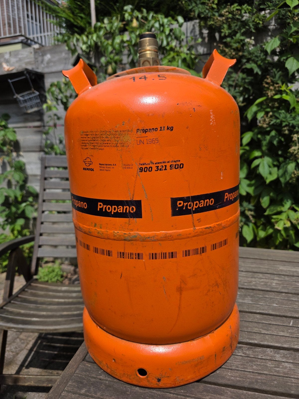 Spaanse gasfles(leeg) van Repsol, Ophalen