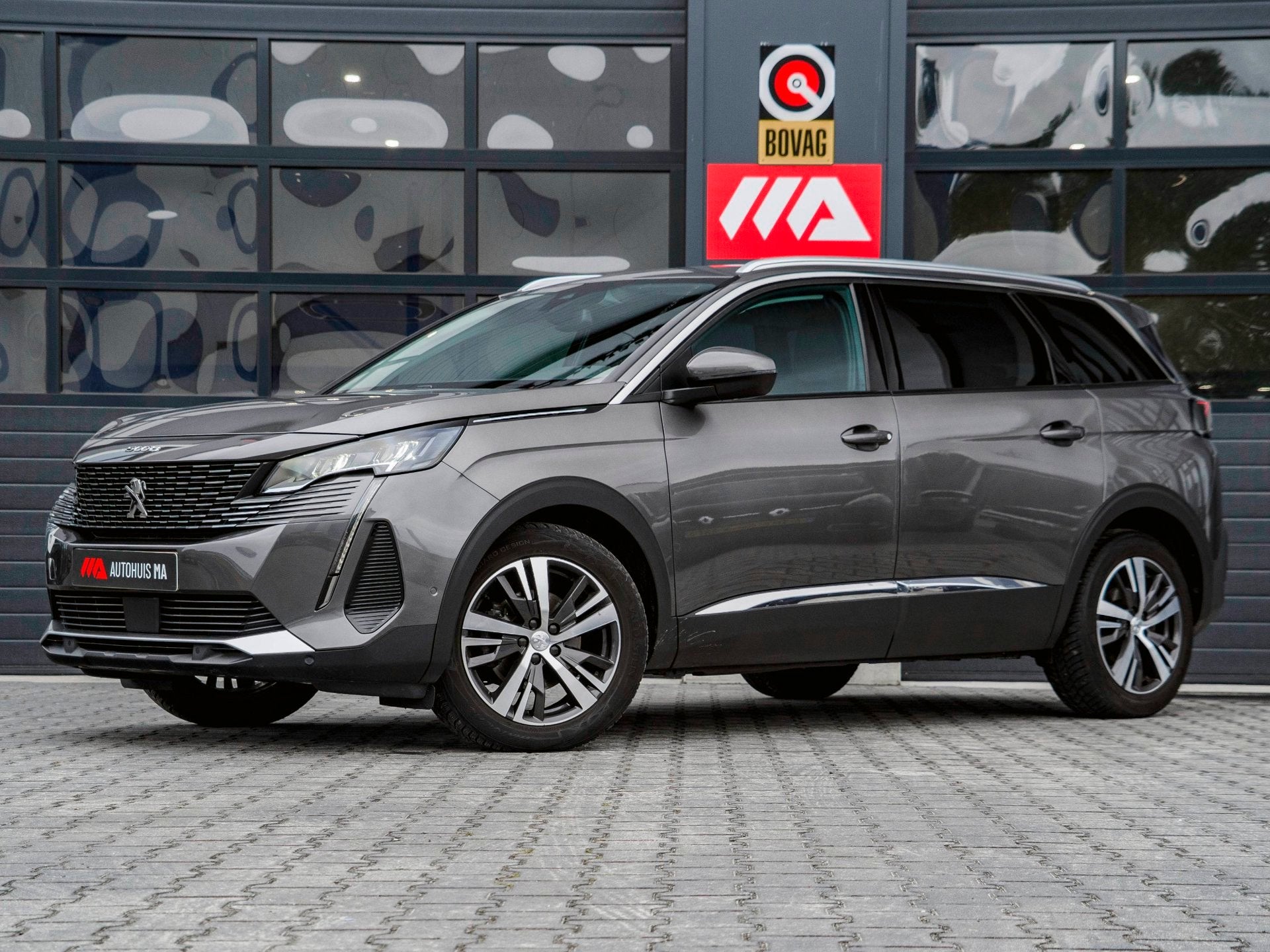 Peugeot 5008 1.2 PureTech Allure | TREKHAAK | CAMERA | NAP, Gebruikt, 1199 cc, Origineel Nederlands, 19 km/l