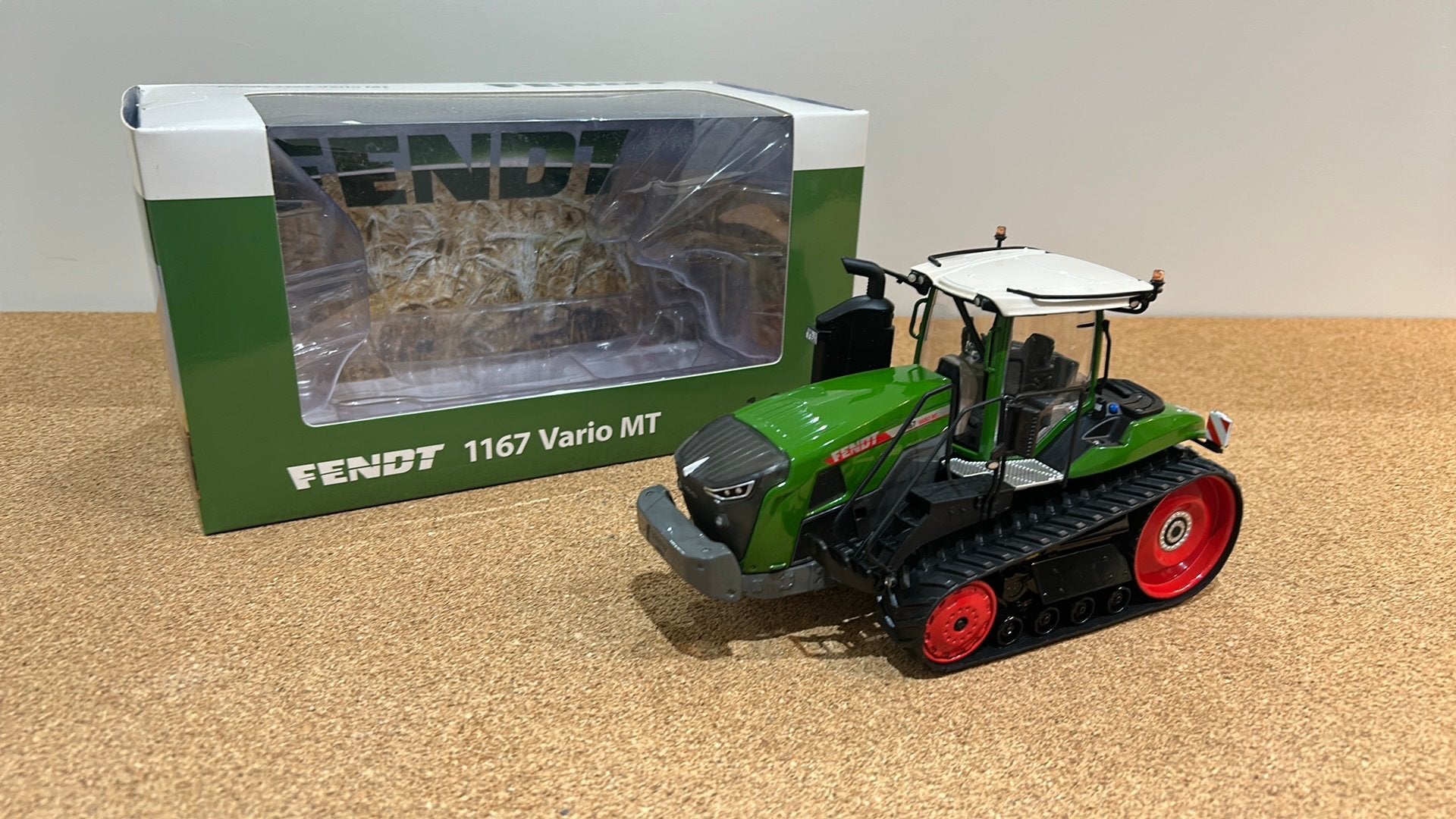Fendt 1167 vario MT 1:32, Ophalen of Verzenden, Zo goed als nieuw, Tractor of Landbouw, Overige merken