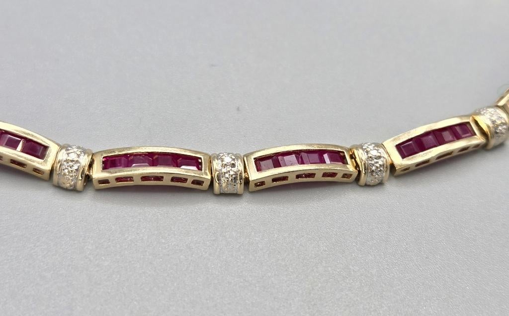 Gouden Vintage tennisarmband robijn en diamant. 2026/290., ., Ophalen of Verzenden, Zo goed als nieuw, .