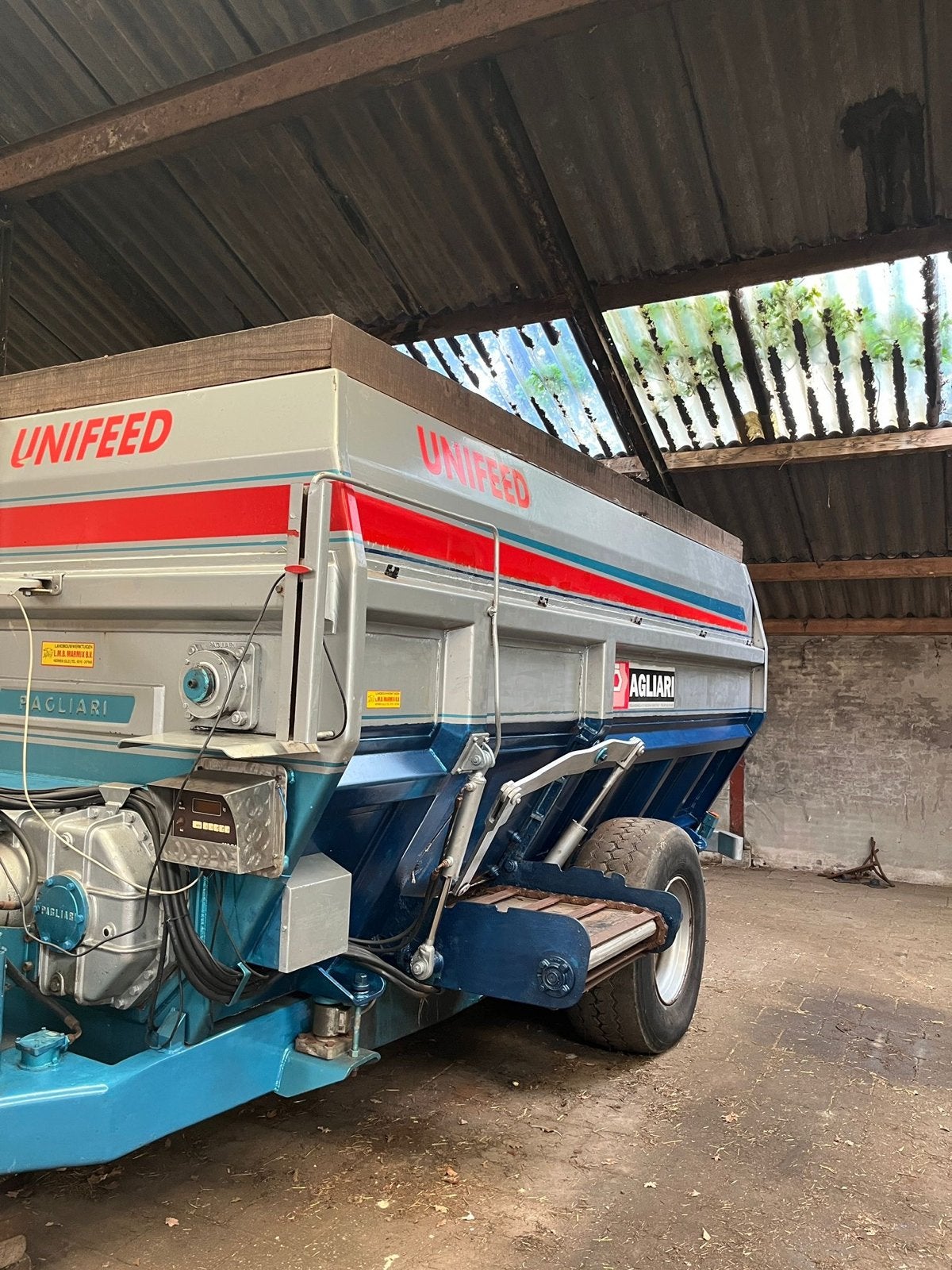 Unifeed Voermengwagen Pagliari TVMJS uit 1998, Ophalen, Veehouderij, Voertechniek