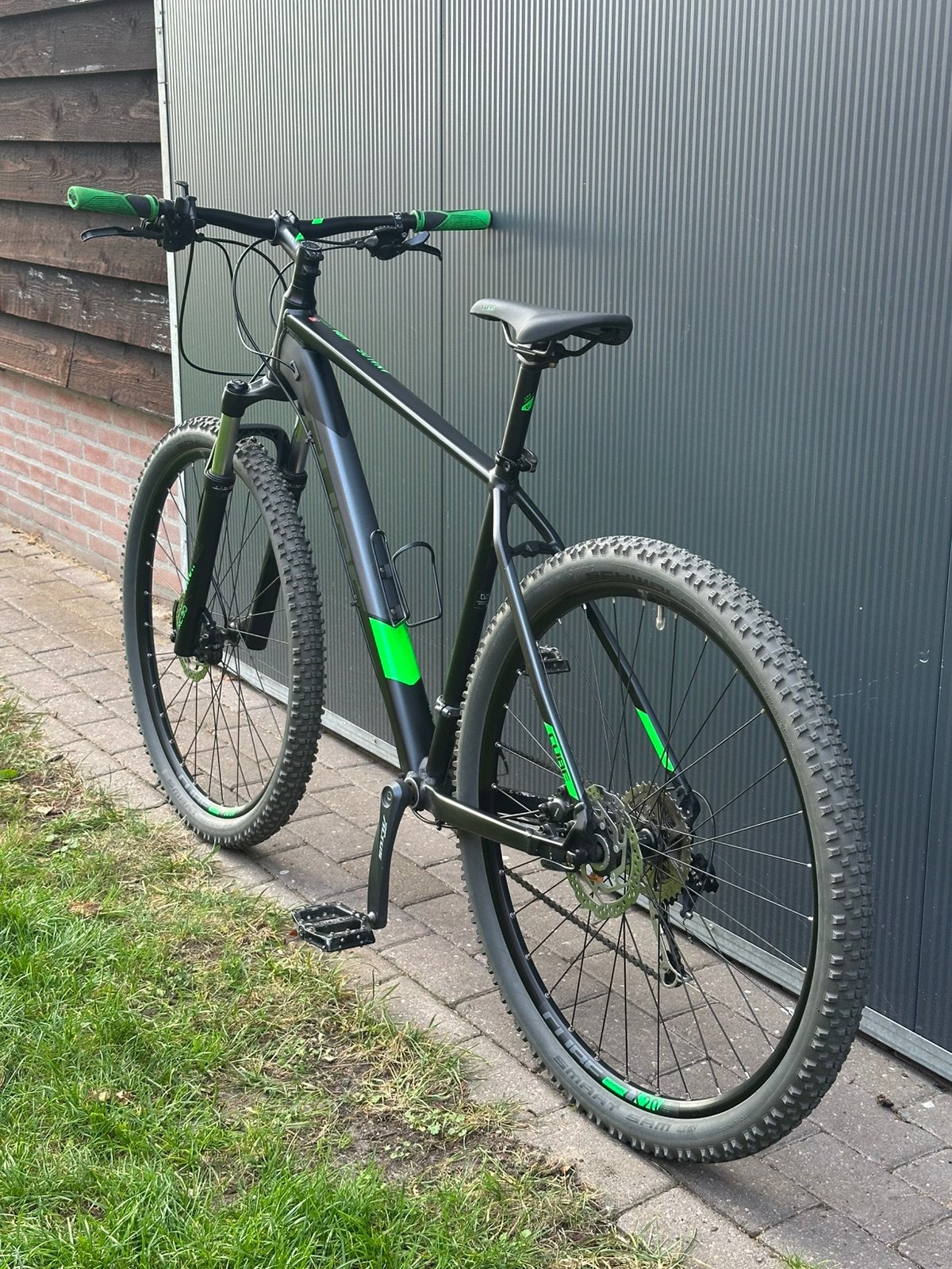 Foto 10 van Mountainbike | Cube Analog HPA | 29” | Maat L
