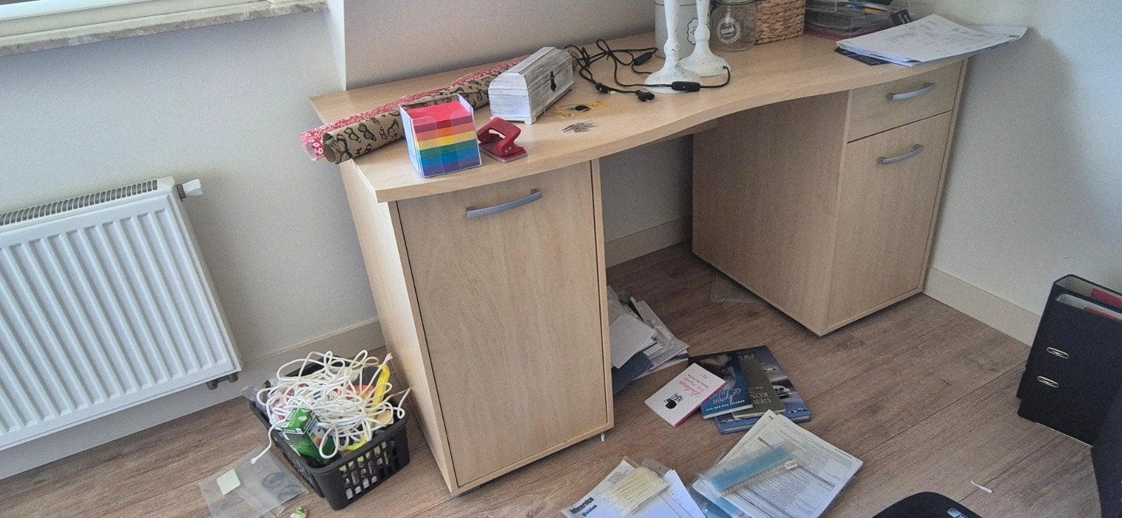 bureau gratis, Ophalen, Met lades, Gebruikt, Spaanplaat of MDF