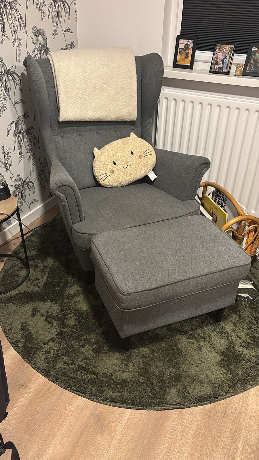 2x IKEA Strandmon Grijze Fauteuil met Voetenbankje, Ophalen, Zo goed als nieuw, Stof, 75 tot 100 cm