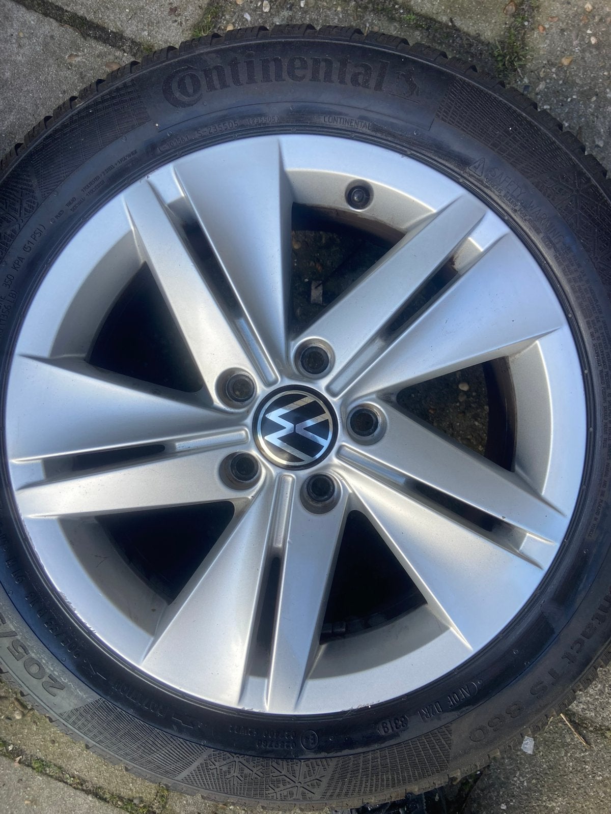 Winterbanden met Alu velgen Golf, 16 inch, Banden en Velgen, 205 mm, Winterbanden