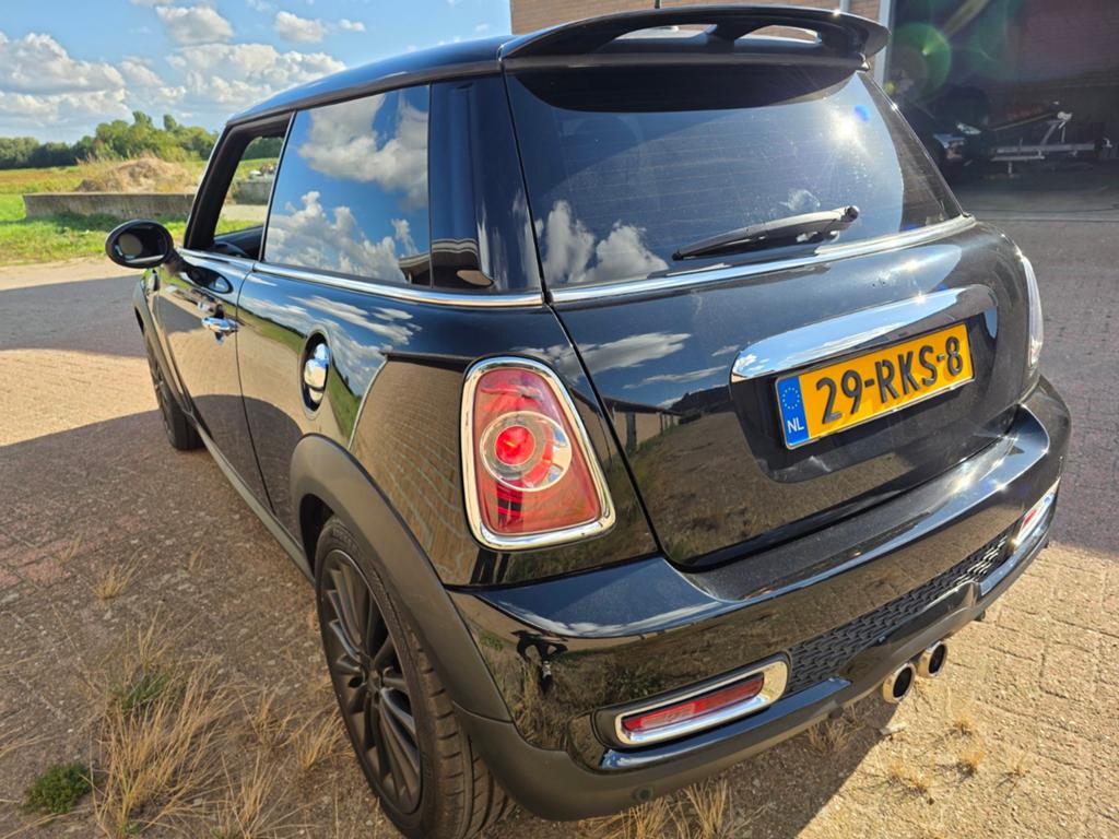 Mini 1.6 Cooper S 2011 chili works met nwe apk en beurt, Beige, 4 cilinders, 4 stoelen, Handgeschakeld