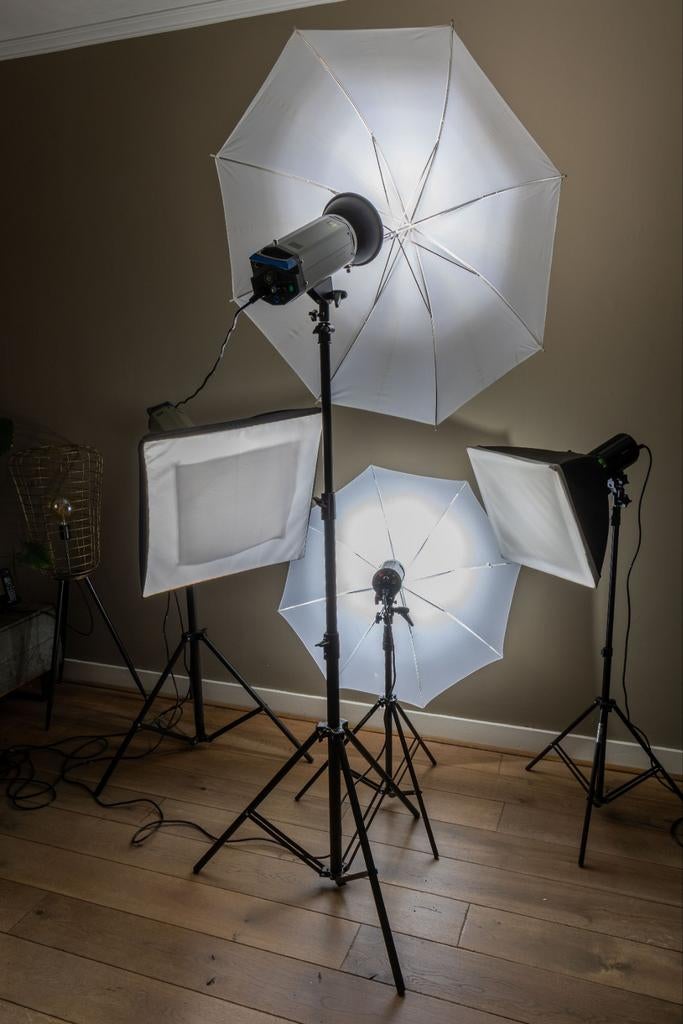 Complete Fotostudio Set: Flitsers, Statieven & Paraplu's, Ophalen, Gebruikt, Complete fotostudio