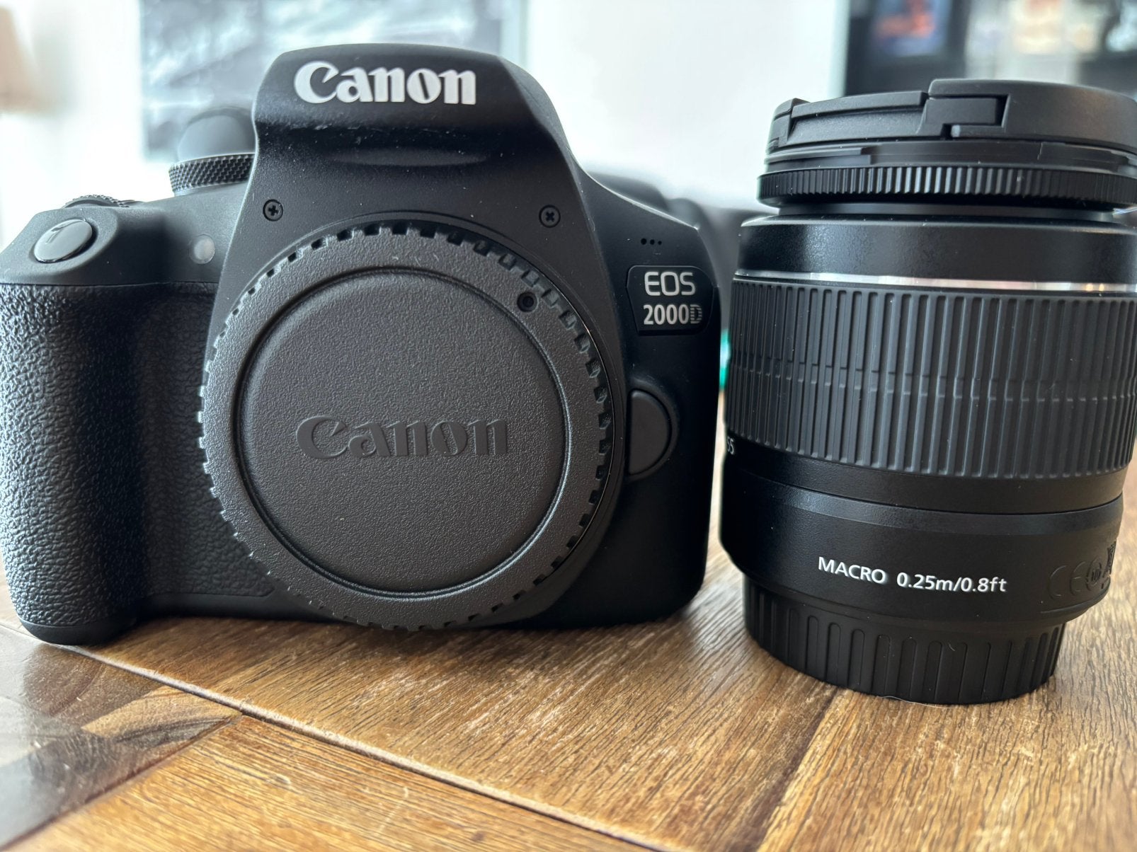Canon 2000D met lens, Audio, Tv en Foto, Canon, Ophalen of Verzenden, Zo goed als nieuw, Geheugenkaart