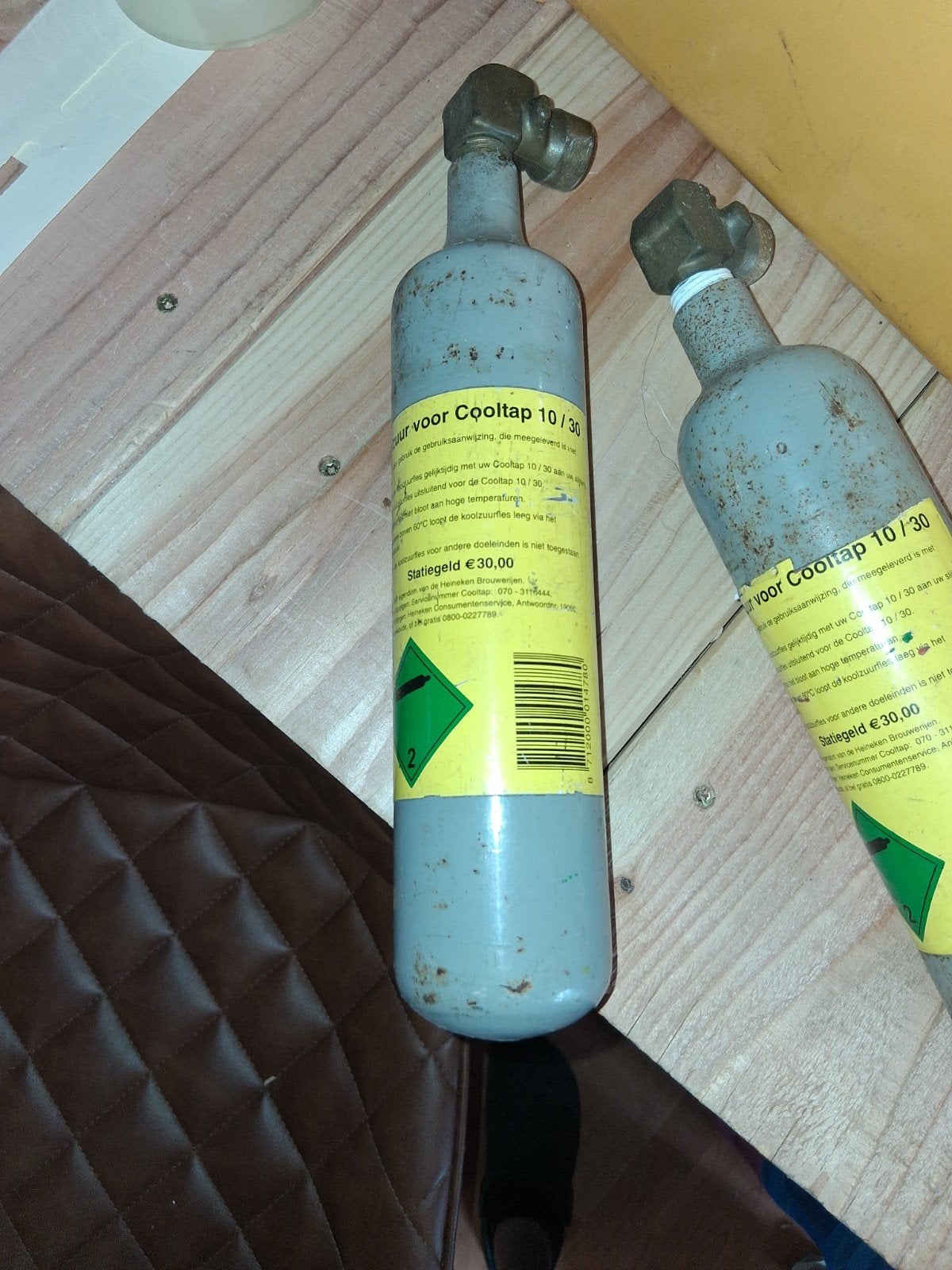 2x Cooltap 10/30 CO2 flessen voor tapinstallatie, Ophalen