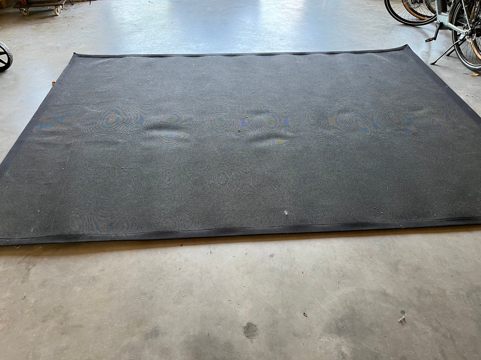 Mooi zwart/ antraciet groot vloerkleed, Ophalen, Zwart, 200 cm of meer, Zo goed als nieuw