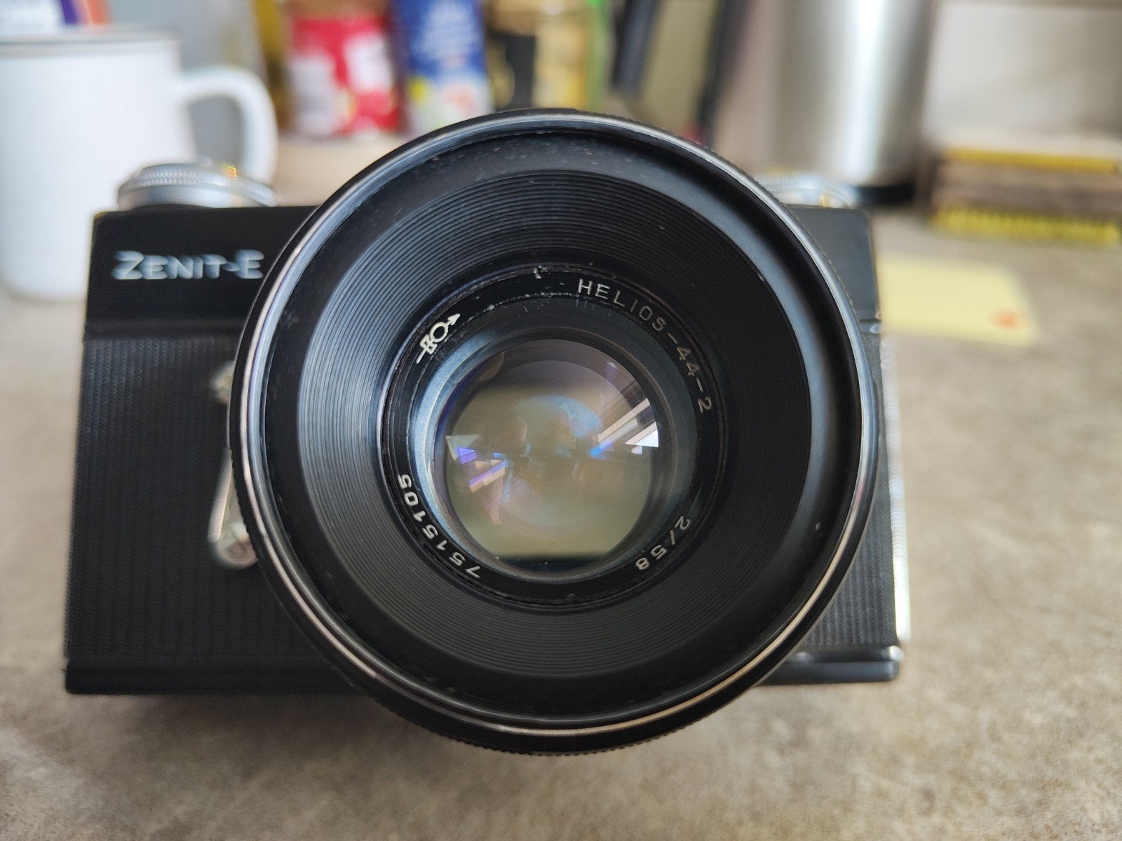 Zenit-E Spiegelreflexcamera met Helios-44-2 lens, Ophalen of Verzenden, Gebruikt, Spiegelreflex, Overige Merken