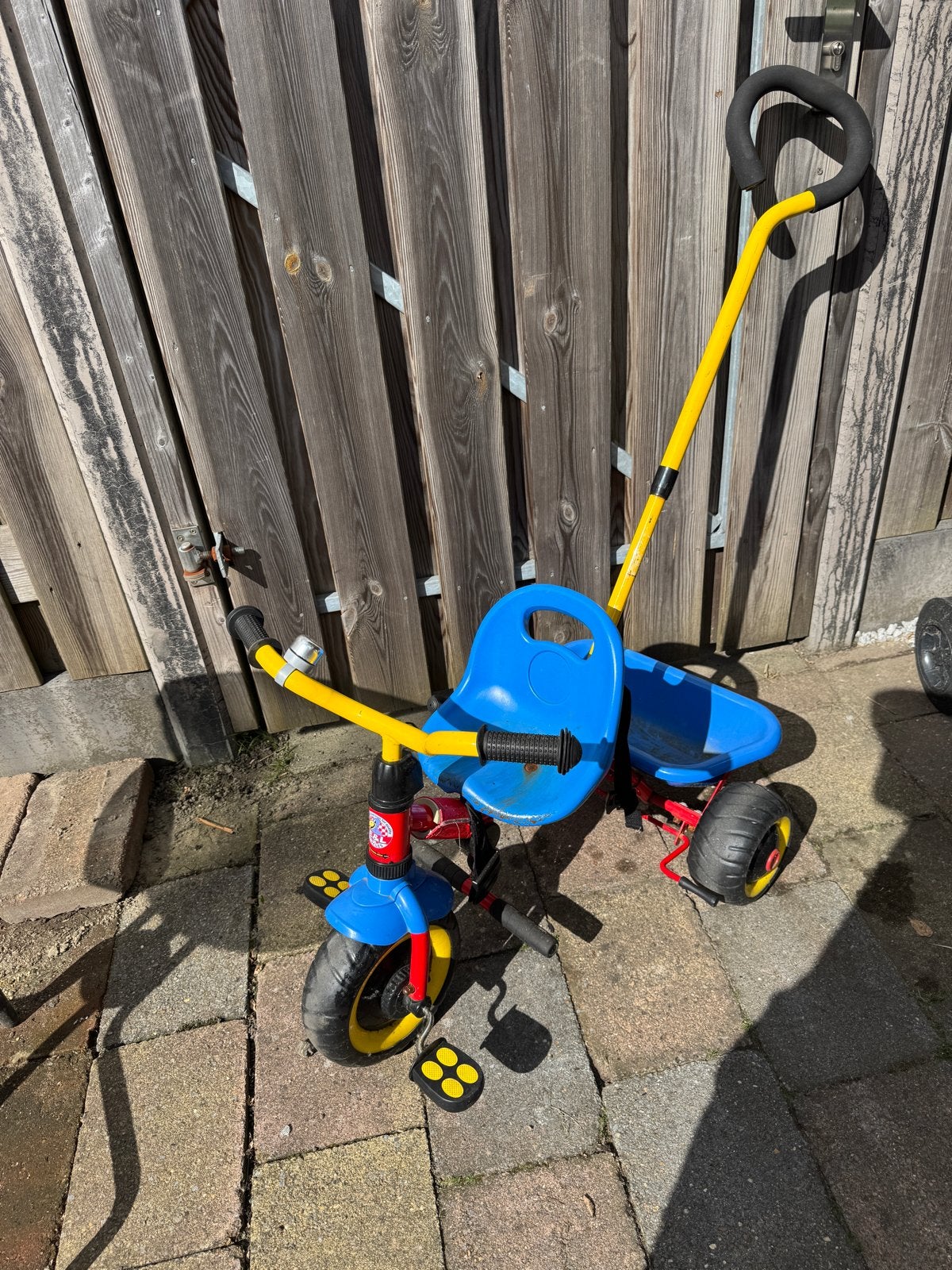 Yipeeh Driewieler Deluxe met Duwstang en gordel, Ophalen, Gebruikt, Duwstang