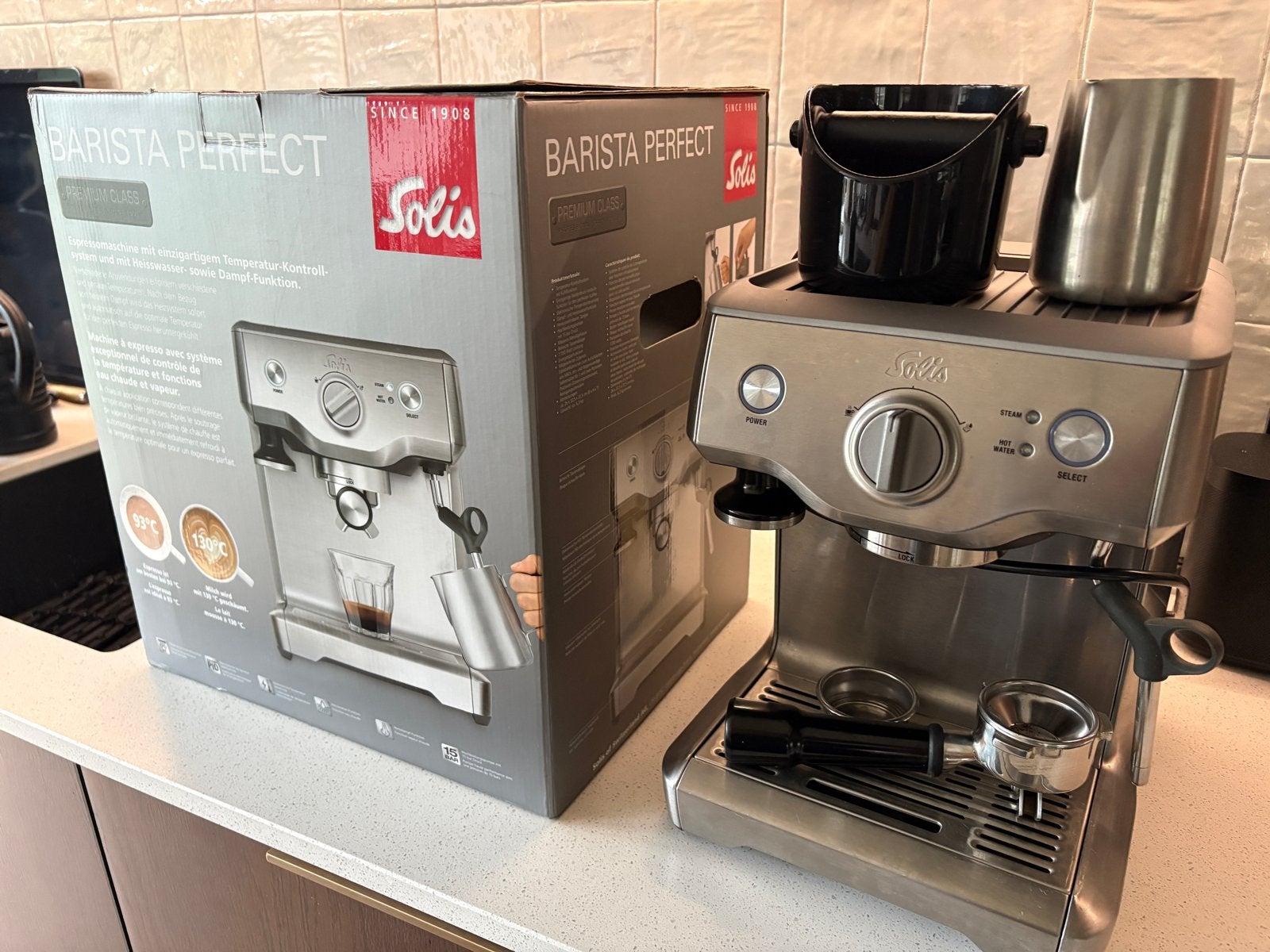 Solis Barista Perfect pro type 118 - zeer netjes!, Ophalen, Afneembaar waterreservoir, Espresso apparaat, Gemalen koffie
